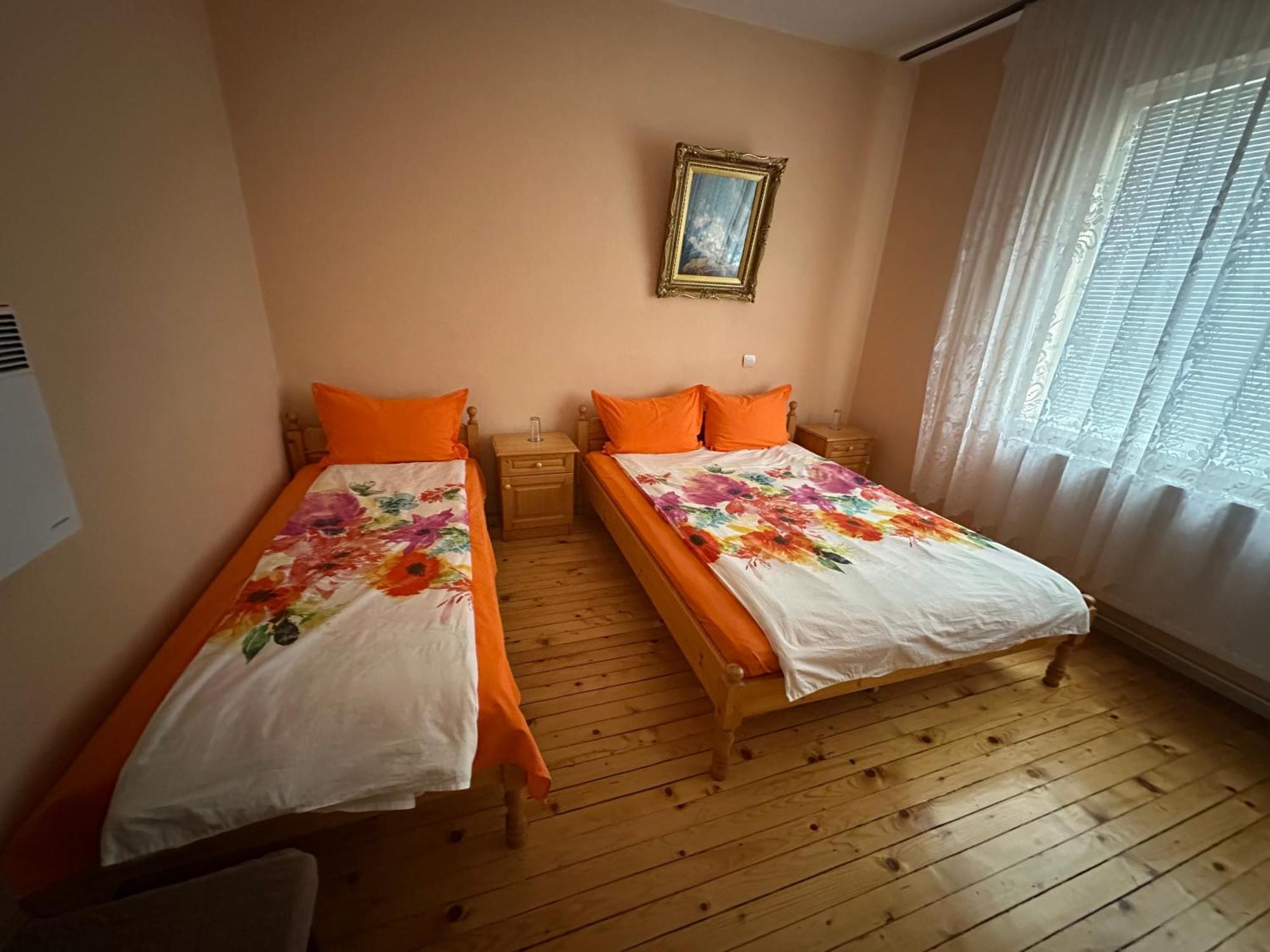 Velkovski Guest House Hisarya Buitenkant foto