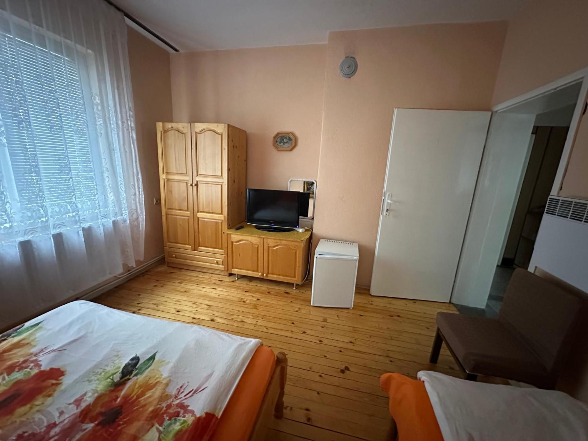 Velkovski Guest House Hisarya Buitenkant foto